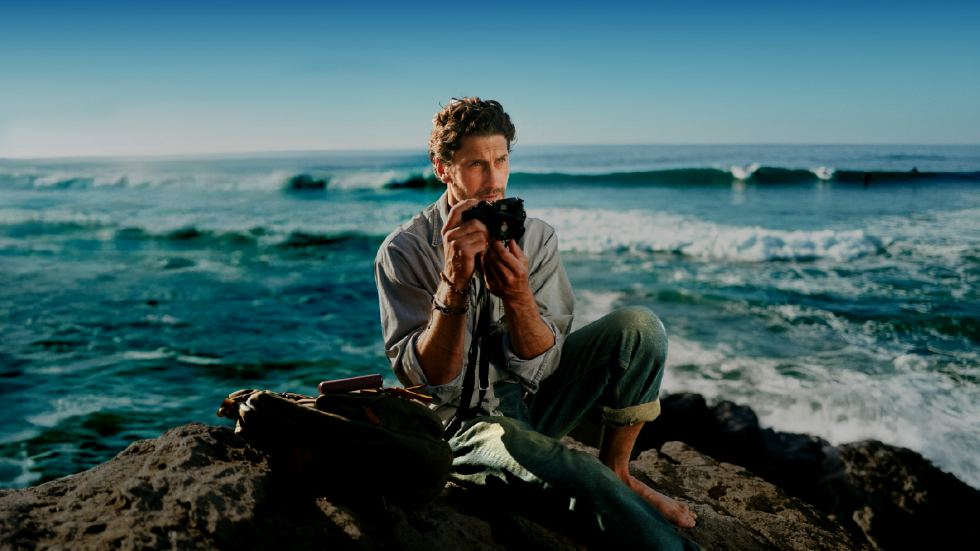 Learn how to earn badges and unlock rewards with the new IQOS CLUB.